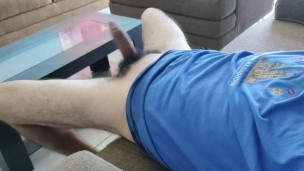 PITOTE GIGANTE MOVIÉNDOSE DE UN LADO PARA EL OTRO (COMPLETO SÓLO EN 0NL¥F∆N§)