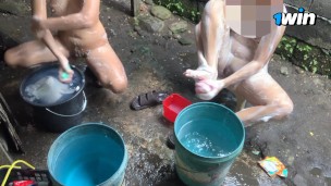 sarap talagang maligo sa labas 💦