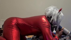 Horny Big Booty Slut In Catsuit Spit Roasts Herself