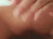 Muy mojada mi labios jugoso y con una verga muy rica 10/16