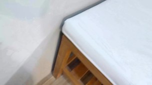 El masajista pervertido aceita y se folla a su clienta Caro Gomezz en todas las posiciones