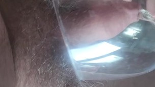 Pissing in the glass with pressure