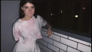 Подцепил Милую Школьницу На Улице И Трахнул Её в Подъезде. Олды на месте??