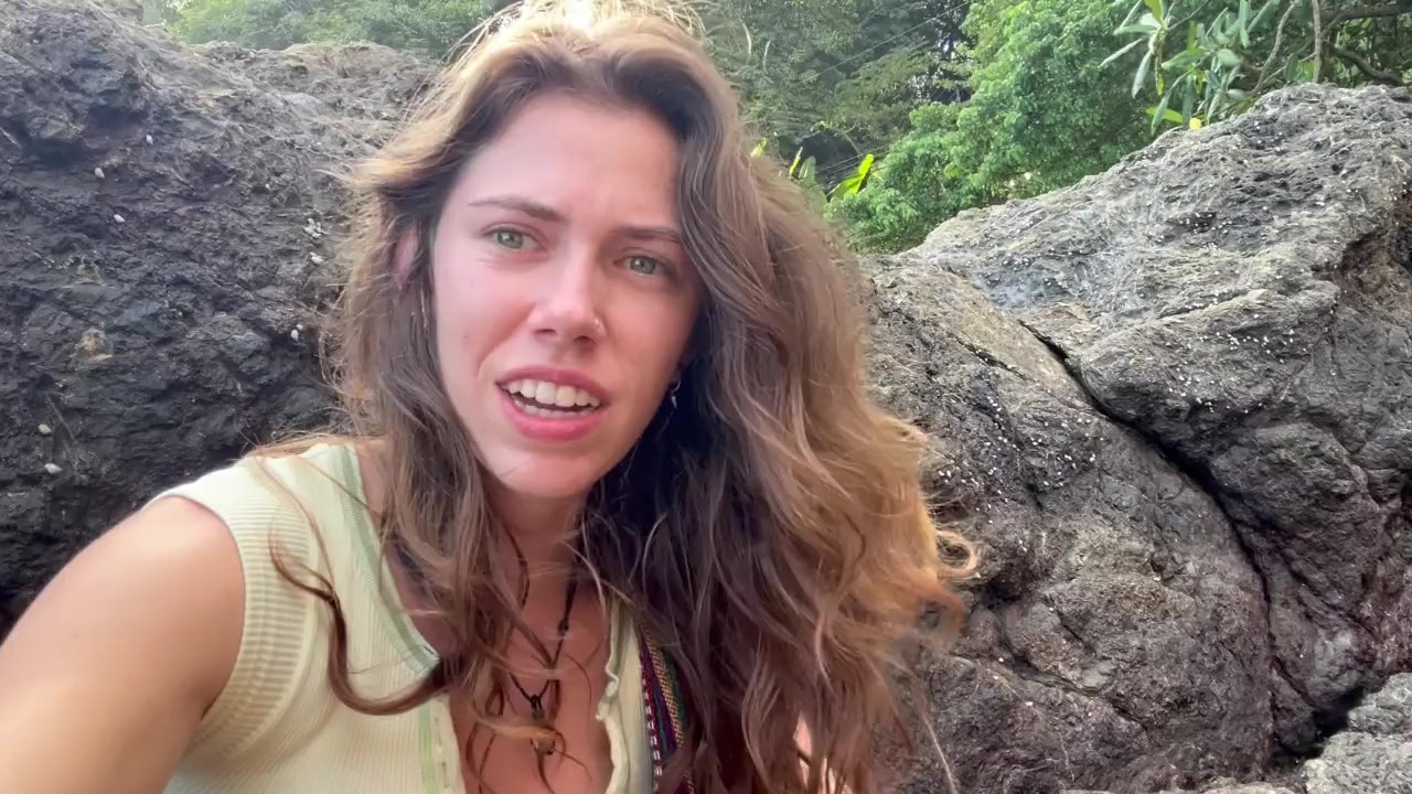 Young Slut Gets Caught Sneaking Away From Family Vacation To Masturbate in Public in Costa Rica - Free Sex Video - RedTube