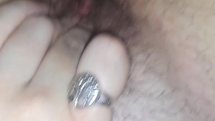 Je me caresse au réveil