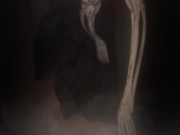 Legs and feet view - Screenshot 13 of 16 - Music