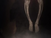 Legs and feet view - Screenshot 16 of 16 - HD