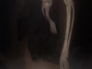 Legs and feet view - Screenshot 2 of 16 - Stockings