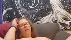 Hot Babe home alone masterbating