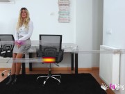 Meet Jenna! She thinks she can become a pornstar with this amazing amateur video 1/16