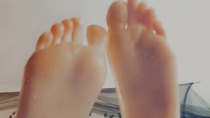 Oily Shiny Slippery Soles