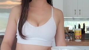 ✨️🍂Join me as I make my favorite fall drink, a chai tea latte! 🫖🍵😘