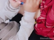 Cewek hijab mijit sambil nyepong 5/16