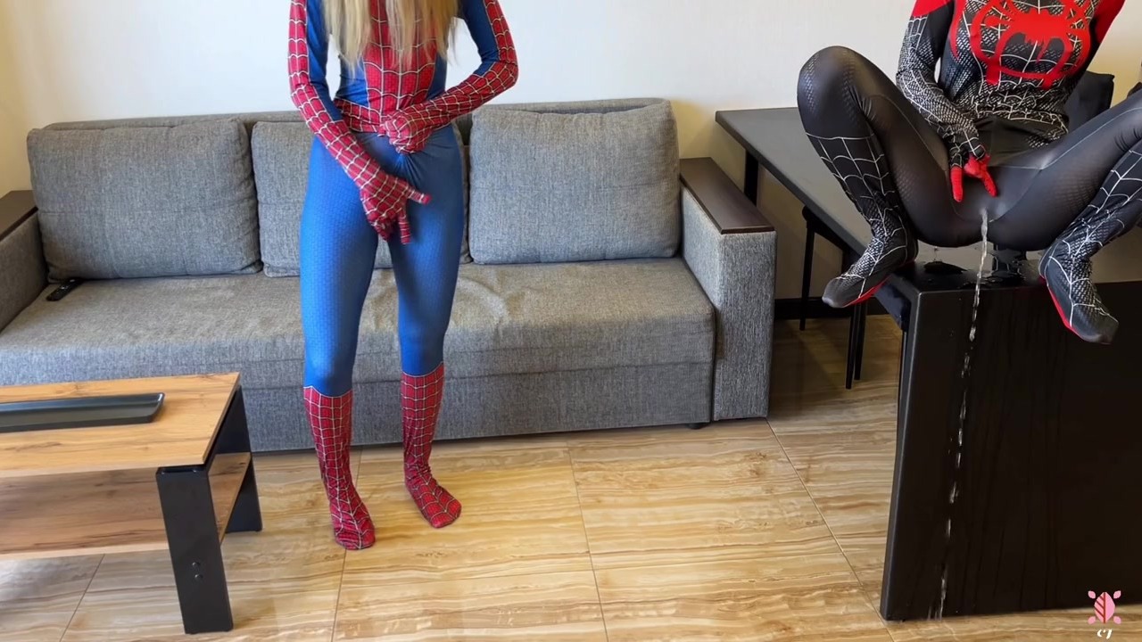 - Oh, no, I was bitten by a black spider! - And I was bitten by a red one. Let's squirt! - Cosplay
