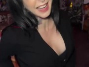 Tattooed Lady Shows Her City Sex Life 11/16