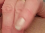 Киска течёт и кончает - Screenshot 13 of 16 - Handjob