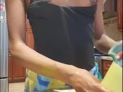 Perfect ebony thot demanded to do the dishes 3/16