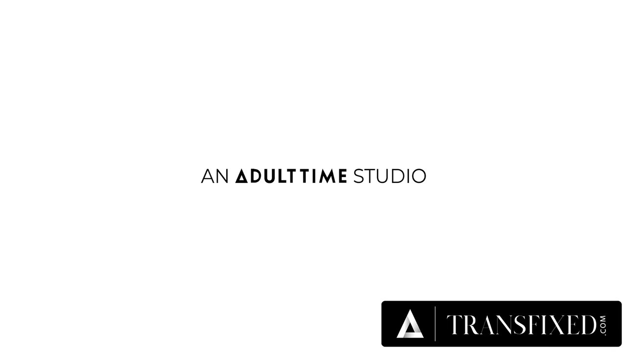 TRANSFIXED - Gorgeous Couple Emma Rose & Octavia Red In Sexy Lingerie Have Hard Passionate Sex - Vídeo de sexo gratis - RedTube
