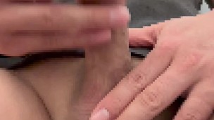 【3児の父】家族が寝ている早朝にオナホで絶頂射精