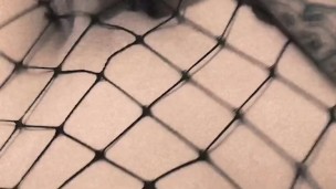 Linda femboy en medias se masturba hasta venirse 💦❤️