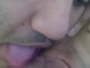 Le lamo su rica vagina💧💯😜