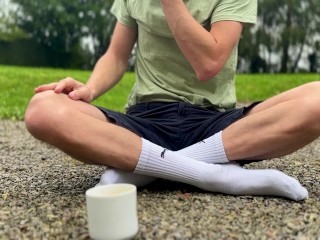 Just a little morning coffee and pee outside (scared to people would see me 😂)