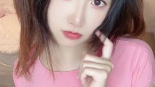 POV ur Asian GF welcome you home and.. 200 Upvote unlock next part