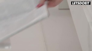 Roommates Have An Anal Affair . Vanessa Hillz / WHITEBOXXX