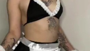 You'll definitely be surprised when you walk in on this blonde❤