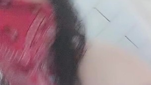 Roses in the Shower 🌹🚿