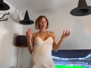 снова застрял, на этот раз под телевизором. - Screenshot 2 of 16 - Mom