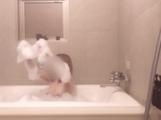 Bubble bathing(Japanese college girl) 10/16