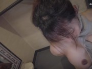 FULL / 駅弁中出しSEX。彼女が他の男の肉棒を咥えているなんて、彼氏は知らない。精子がおまんこから溢れる。（素人、日本人、個人撮影） 11/16