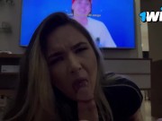 o melhor amigo do meu marido fez eu chupar o pau dele enquanto meu marido foi buscar cerveja 14/16