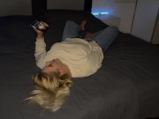 Selbstbefriedigung porno schauen multiple Orgasmen zittern stöhnen Klitoris feuchte Muschi sex 11/16