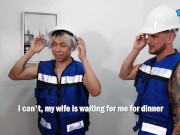 Joven Latina es follada por sus trabajadores de construcción en casa y le da su cum -Jessica Sodi 2/16