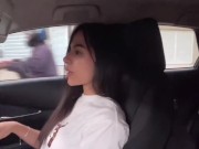 Chica Caliente Es Atrapada Por Extraño En Vía Publica, Tocando Su Estrecho Coño Y El La Ayuda. 3/16