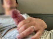 【素人オナニー】接写でイケメン既婚男子がデカチン手コキ射精 - Screenshot 12 of 16 - Married
