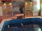 Трахаю блондинку в сауне - Screenshot 12 of 16 - Blonde Milf