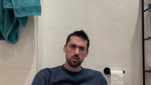 Bi fella jerking off crazy cumshot