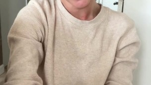 Stepson Hand job in a hurry full vid @therealemily34 OF, fansly, many vids,clips, slushy