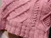 Süßes Drynites Mädchen zieht ihre drynites Windel für Daddy an 15/16