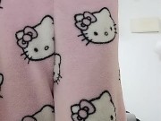 Süßes Drynites Mädchen zieht ihre drynites Windel für Daddy an 16/16