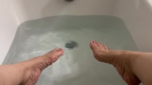 Feet Bath