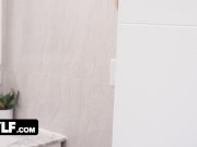 A Business Trip and One Bed - Am I Lesbian If I Want to Fuck My Boss? 5/16