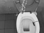 My mom gonna fuck me up because i piss everywhere in da house