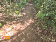 Ma femme s'exhibe au parc - PAWG - Public Flashing - Gros cul blanc