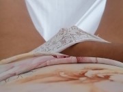 Chica despierta con ganas de tocarse hasta tener un orgasmo 4/16