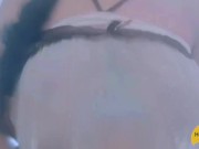 حصلت خو صاحبتي كيظل عليا من ثقبة الباب و انا عريانة كنلعب ف بزازلي شعلتو - Screenshot 8 of 16 - Asian Milf