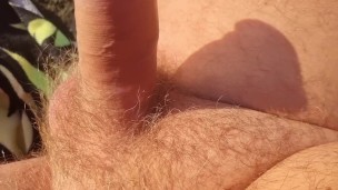 ANSIMA E SBORRA IN PUBBLICO | (ITALIANO) SBORRATA FORTISSIMA E GEMITI CON UN CAZZO ENORME